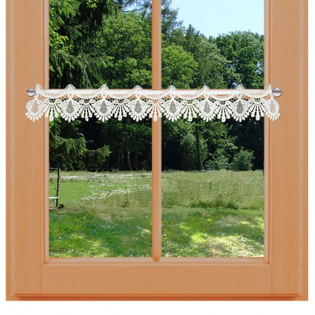 Feenhaus-Spitzenkante Seldi 9 cm am Sommer-Fenster