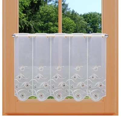 Scheibengardine Calinda modern 45 cm an einem Fenster