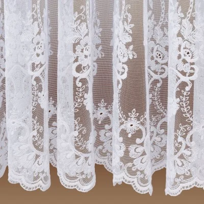 Florentiner Tüllstickerei Store Magdalena Detail Faltenwurf