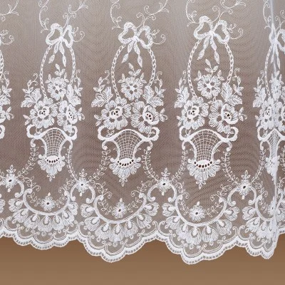 Florentiner Tüllstickerei Store Magdalena Detail