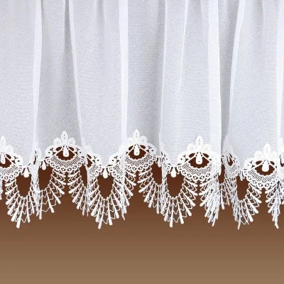 Spitzenstore Nastja mit Fächerspitze