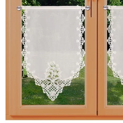 Spitzen-Scheibengardinenhänger Margerite mit Schleife groß am Fenster