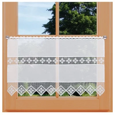 Feenhaus-Spitzengardine Lydia weiß Plauener Spitze lang am Fenster