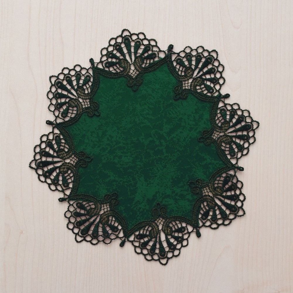 Deckchen Milou rund Echte Plauener Spitze grün 25 cm