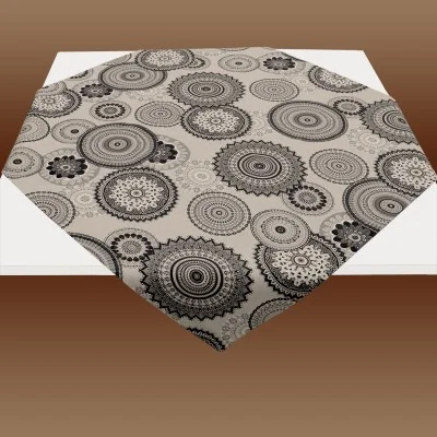 Mitteldecke Hedda in Leinenoptik mit Mandalamuster vor Hintergrund