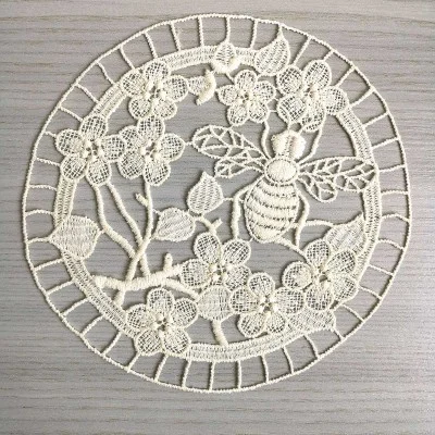 Dekorino Kirschblüten mit Biene echte Plauener Spitze