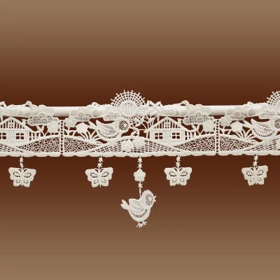 Feenhaus Scheibengardine Sommerlandschaft Detailbild