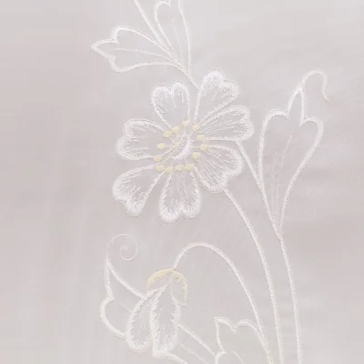 Festerdeko Mona mit Blütenstickerei Detailbild