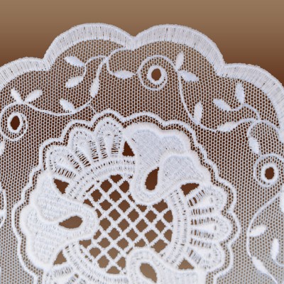 Tischdecken Toska rund aus Plauener Stickerei Detailbild