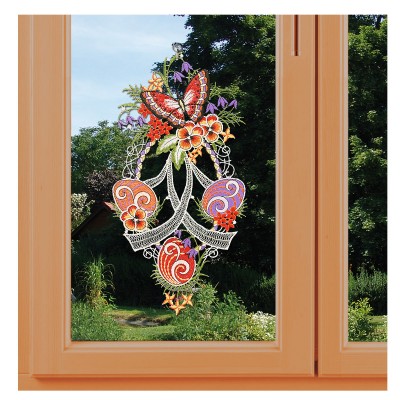 Fensterbild Schmetterling mit Ostereiern an einem Fenster