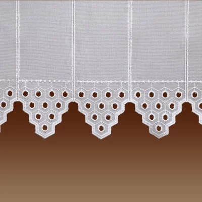 Kurzgardine Paula Detailbild Lochstickerei