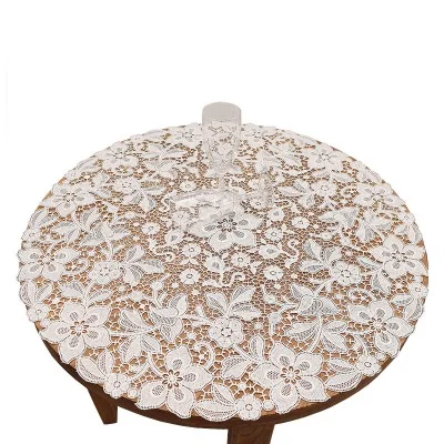 Luftspitzentischdecke Moni mit Deko