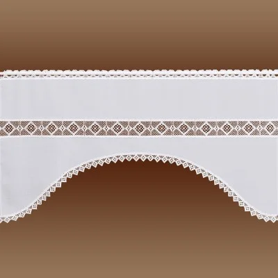 Querbehang Lavina aus Plauener Spitze glatt aufgehängt