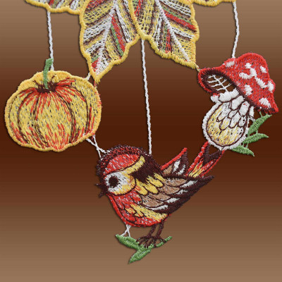Detailbild Herbstdeko aus Plauener Stickerei