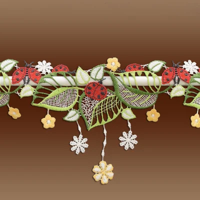 Kurze Scheibengardine Glückskäfer Detailbild