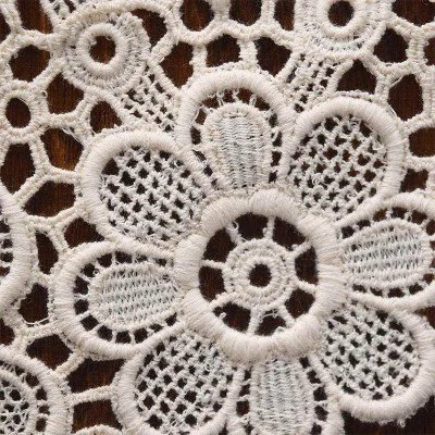 Tischdecke Annegret 20 cm Durchmesser Detailbild