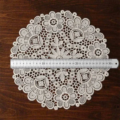 Spitzen-Tischdecke Annegret mit Blumenmuster Durchmesser