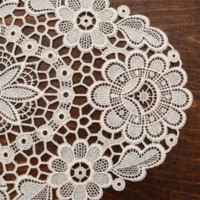 Tischdecke Annegret mit Blumenmuster Detailbild