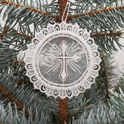 Kleiner Anhänger Kreuz mit Organza