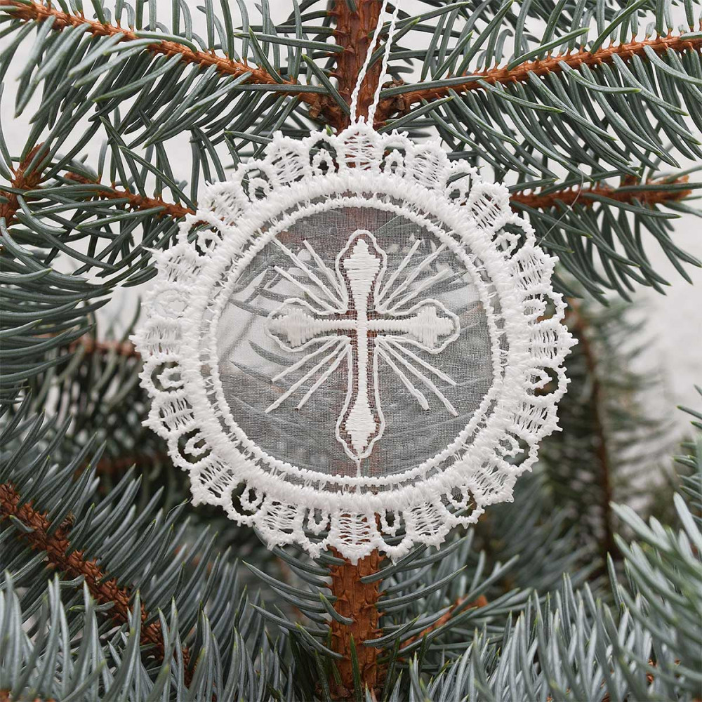 Kleiner Anhänger Kreuz mit Organza