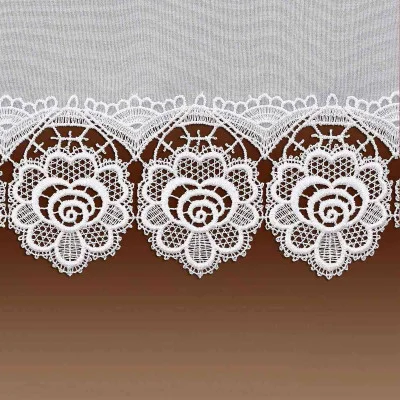 Feenhaus-Spitzengardine Ivy weiß Plauener Spitze Detailbild