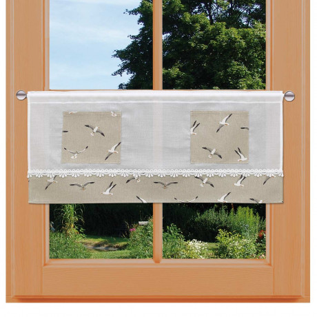 Maritimer Scheibenhänger Ilma mit Spitze und Taschen Dekobeispiel