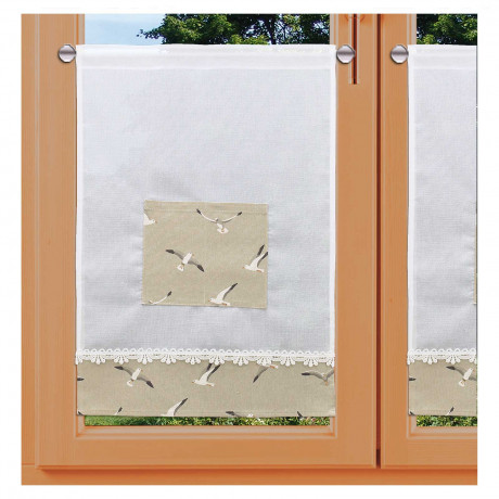 Maritimer Scheibenhänger Ilma mit Spitze und Taschen Dekobeispiel