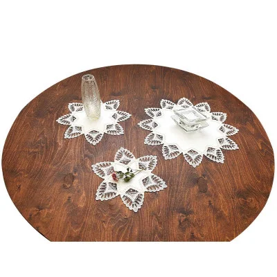 Kleines Tischdecken-Set Viola rund Dekobeispiel