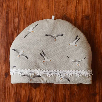 Kannenmütze Ilma mit kleinen Möwen maritim