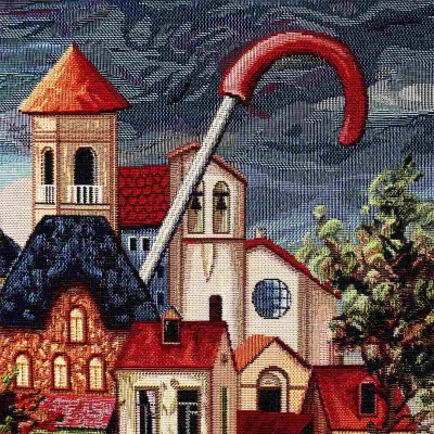 Ein surreales Bild im Wandteppichstil mit alten Häusern und Kirchtürmen unter einem stürmischen Himmel, aus dem ein großer roter Regenschirmgriff hervorschaut – ähnlich den komplizierten Mustern auf Dekokissen oder Gobelinkissen.