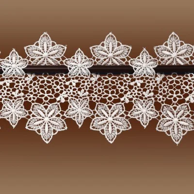 Feenhaus-Spitzenkante Jolanda 13 cm Blumenspitze natur Detailansicht
