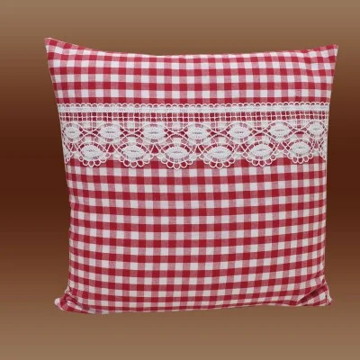 Kissenhülle Helena mit Spitze rot-weiß kariert 40 x 40 cm